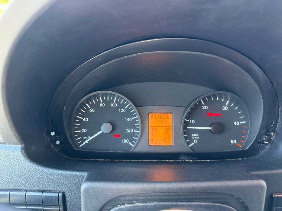 Mercedes Sprinter 2008--318