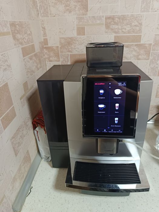 Продам кофемашину D.r coffee F12 big plus
