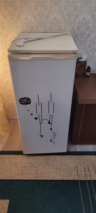 Продам холодильник