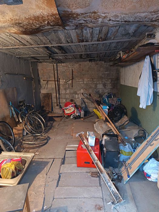 Продам гараж в 6 обществе