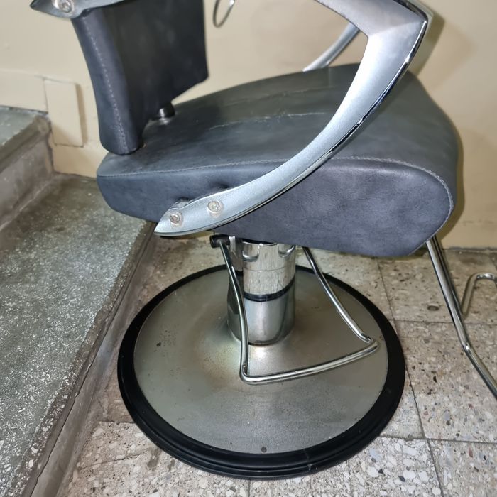 Vand scaun salon frizerie