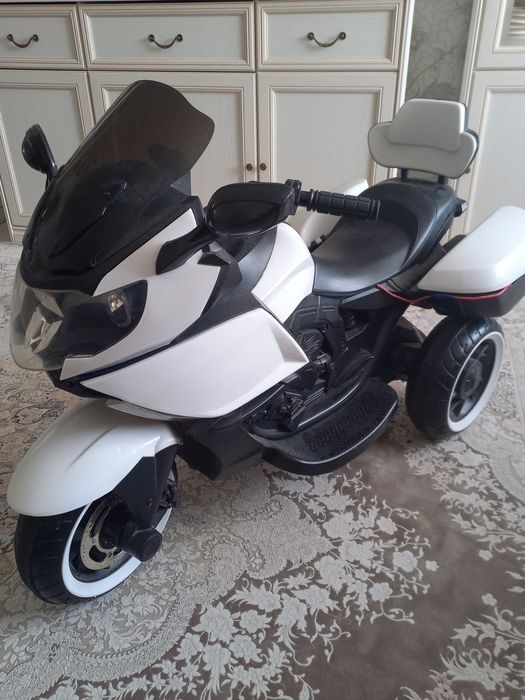 Машинка для детей