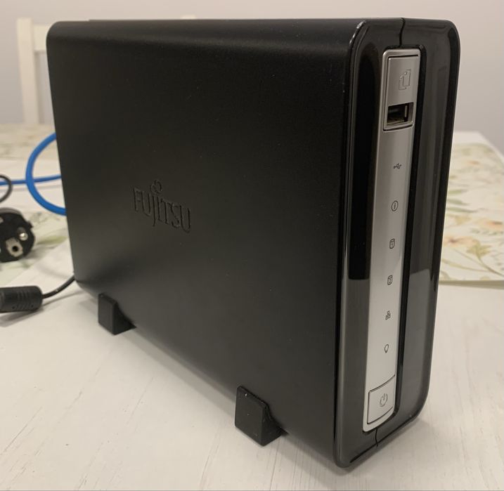 Fujitsu Nas server Q600