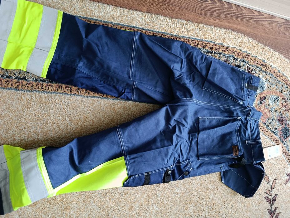 Работни панталони Fristads 2 броя!