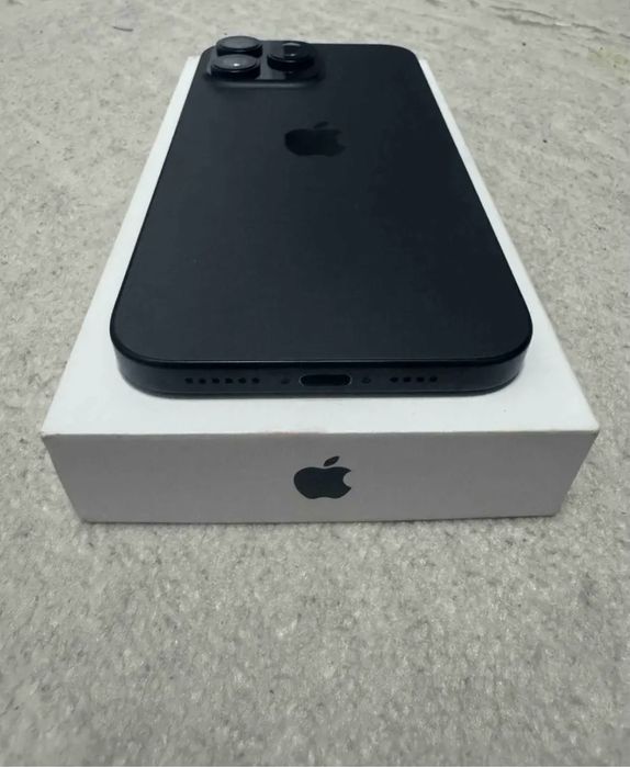 iPhone 16 pro max )256gb(