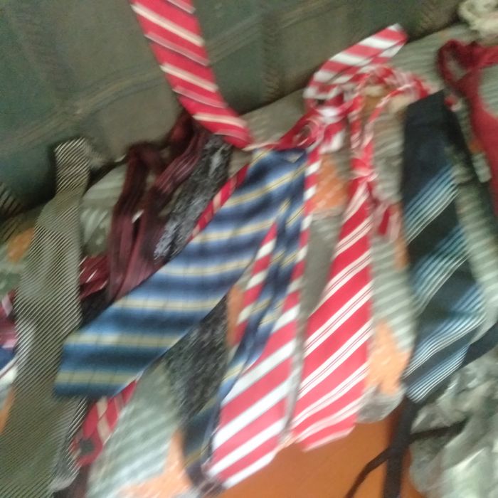 Галстуки.  разный