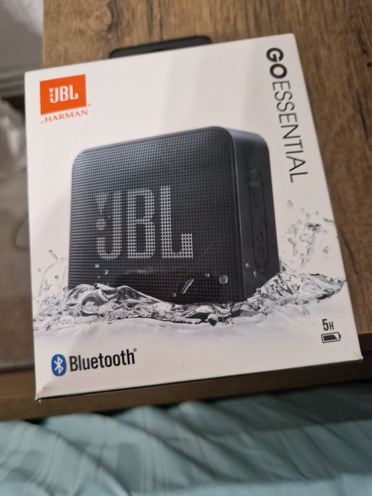 Boxă jbl go essential