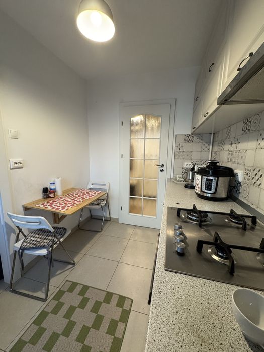 Inchiriez camera in apartament Metrou Gorjului Militari