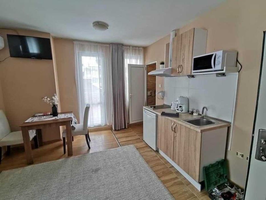 Дава се под наем Едностаен апартамент в София, Център - 45 кв.м за 275 € - Снимка #1