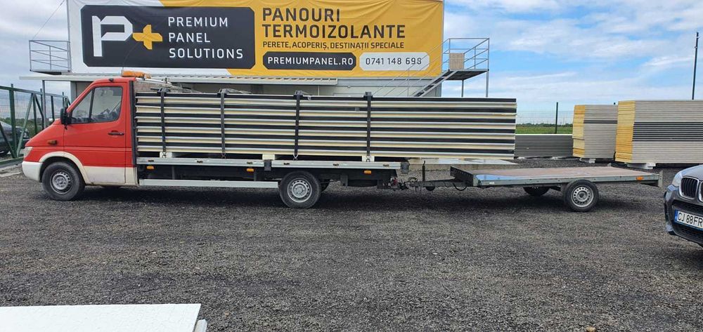 depozit panouri sandwich