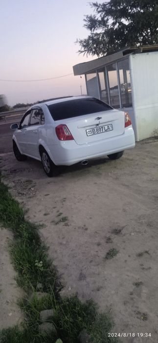 Mashina srochna sotuvda: Chevrolet Lacetti