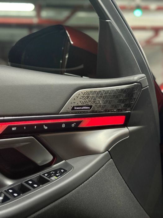 BMW i5 M Sport 35L 2.900 km. Full option.