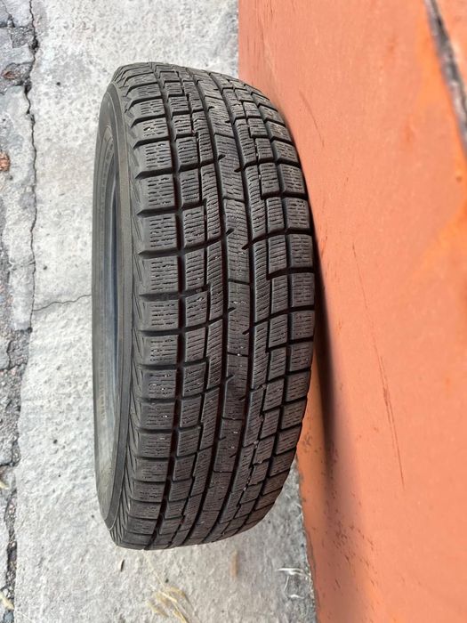 Продам зимнюю резину шины