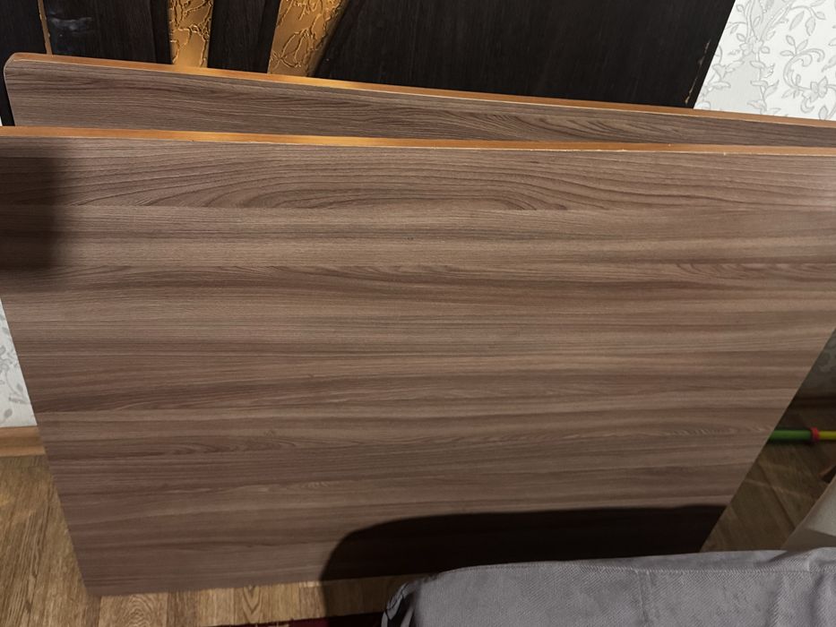 Продам столлллло