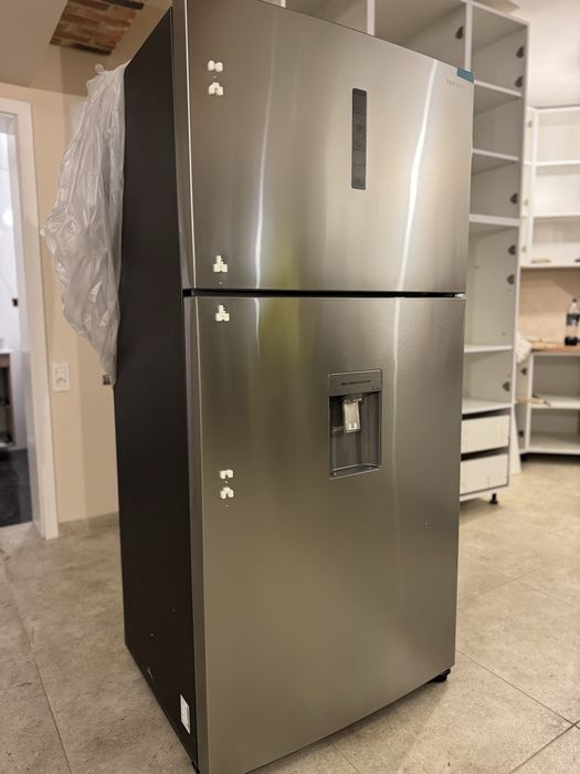 Frigider cu doua usi Samsung Twin Cooling Plus 585 l