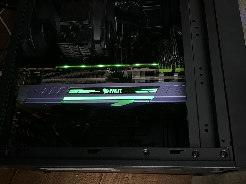 GTX 1080 Ti 11GB сатылады.