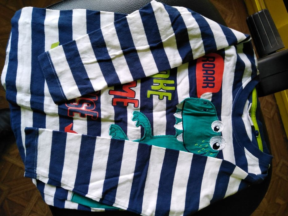 Нова Жилетка - суитчер за 4 г. + блузка