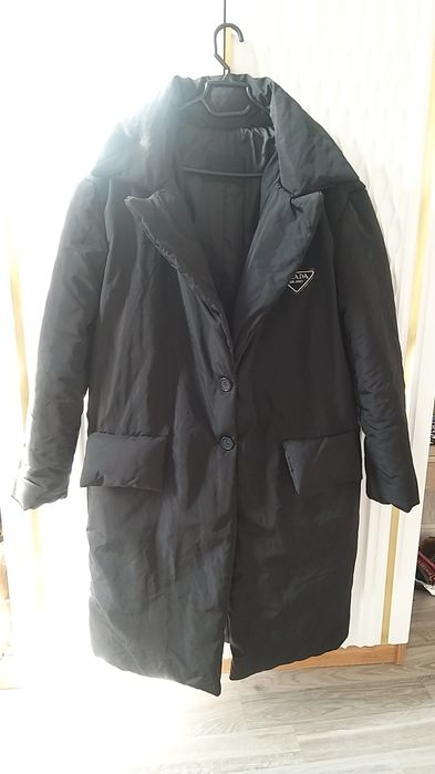 Женский пуховик чёрный,  удобный