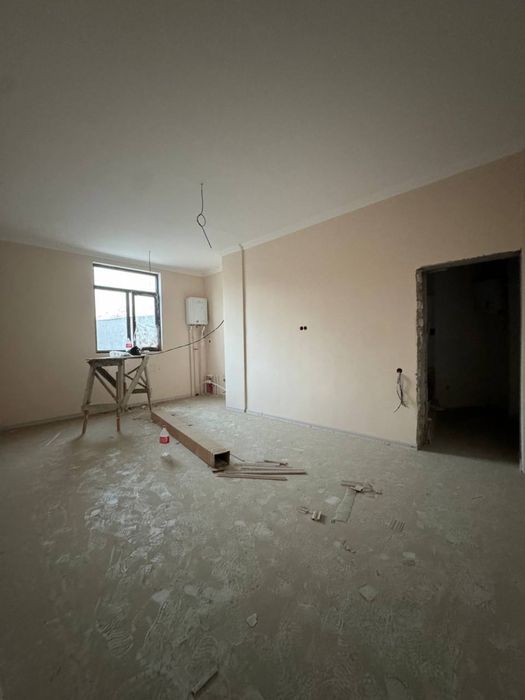 Продается нежилое помещение на Чорсу V046