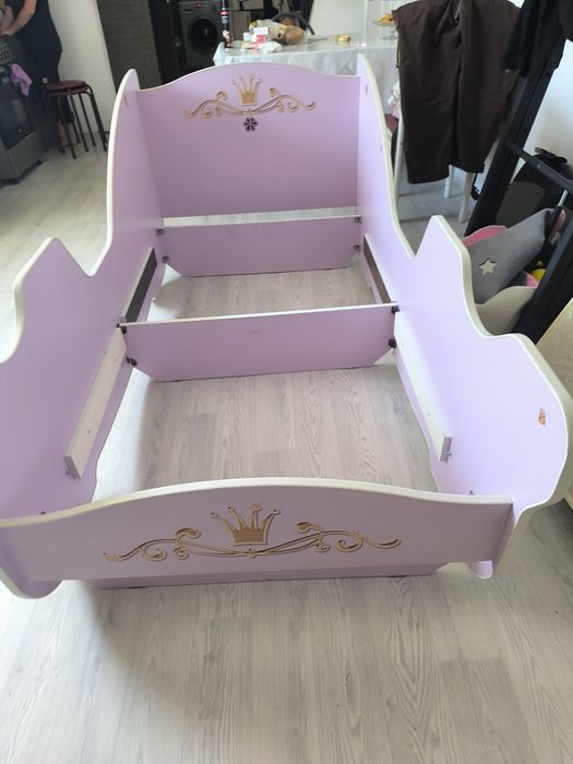 Продам детскую мебель
