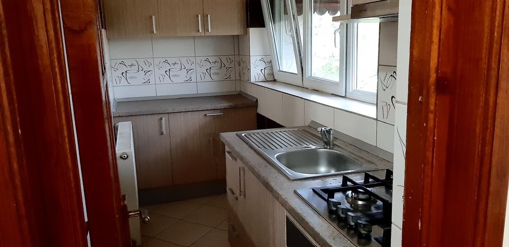 Închiriez apartament 2 camere 54 mp