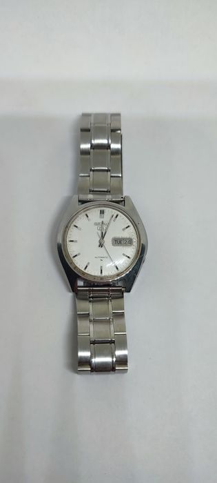 Лот от Винтидж часовници Seiko 5, Citizen, Vostok