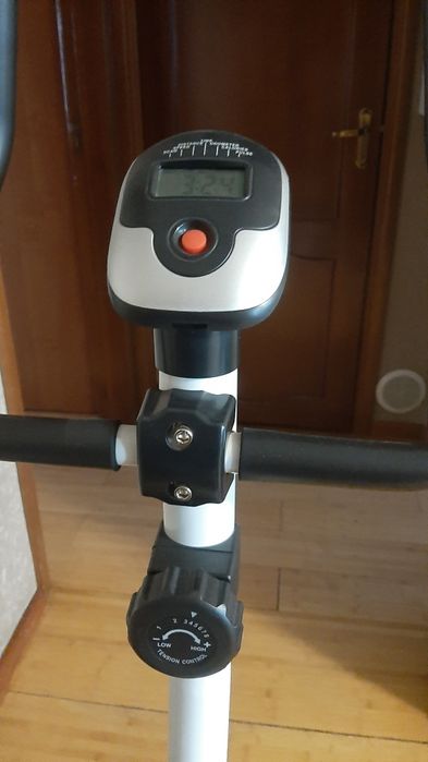 Домашний велотренажёр