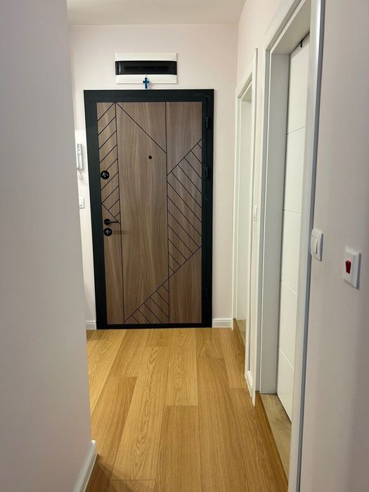 Продава се Тристаен апартамент в Пловдив, Остромила - 100 кв.м за 1199 €/кв.м - Снимка #12