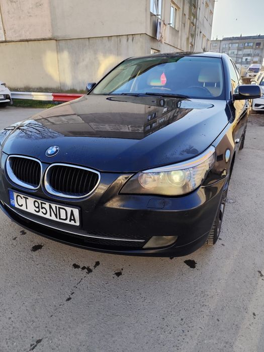 Vând BMW E60 2009