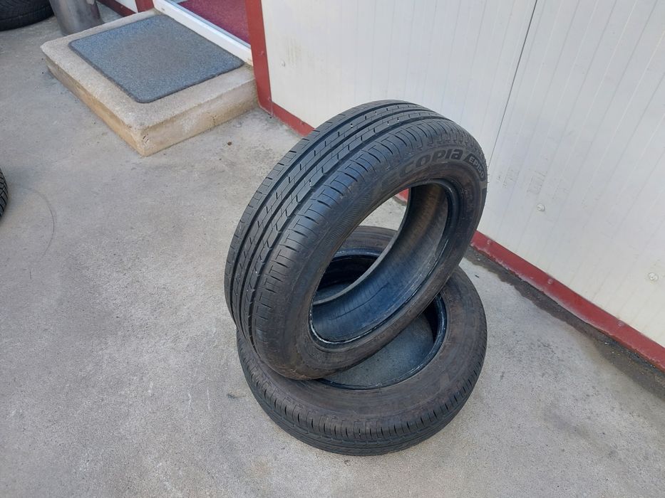 75 lei bucata! Doua anvelope de vara 175 65 15 Bridgestone ! 7 mm