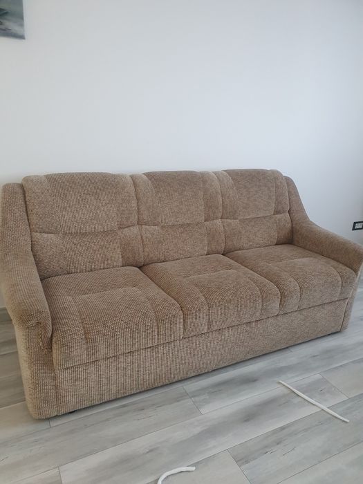 Set canapea 3 locuri și 1 fotoliu