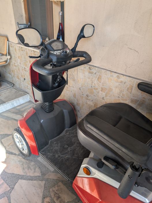 Scuter carut carucior moped electric Kymco Maxer handicap dizabilitati