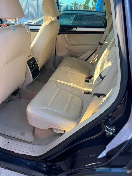 VW Touareg 3.0D 240HP-НА ЧАСТИ