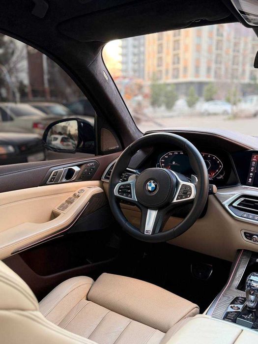 Sotuvda BMW X7 xDrive 40i