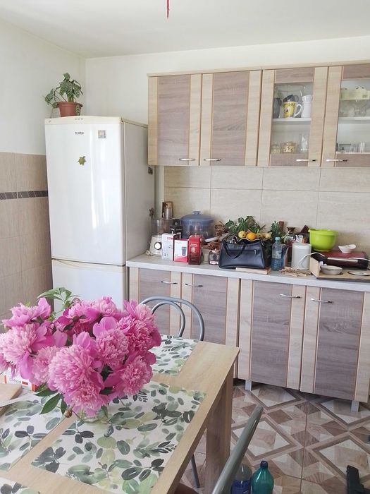 Vand casa noua cu 4300 mp intravilan, vie si livada bio la 45 min de Cluj