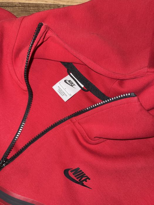 Bluza Nike Tech Fleece rosie originala