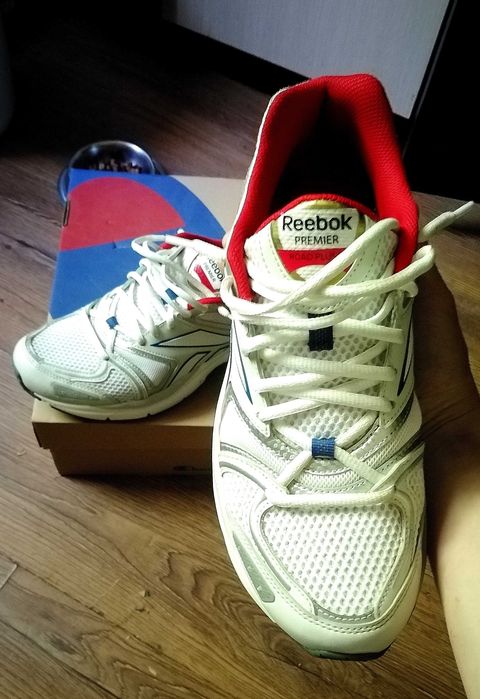 Adidași reebok premier road (DOAR ÎN BUCUREȘTI)