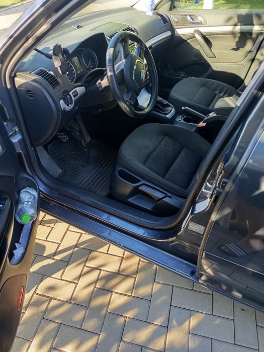 Vând Skoda Octavia 2 FL 2.0TDI 140CP