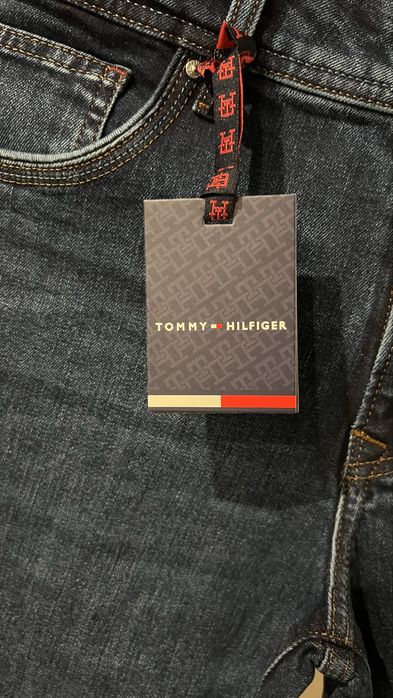 Нов модел дънки TOMMY HILFIGER.Жестоки.Налина серия от 31ви до 38ми р.