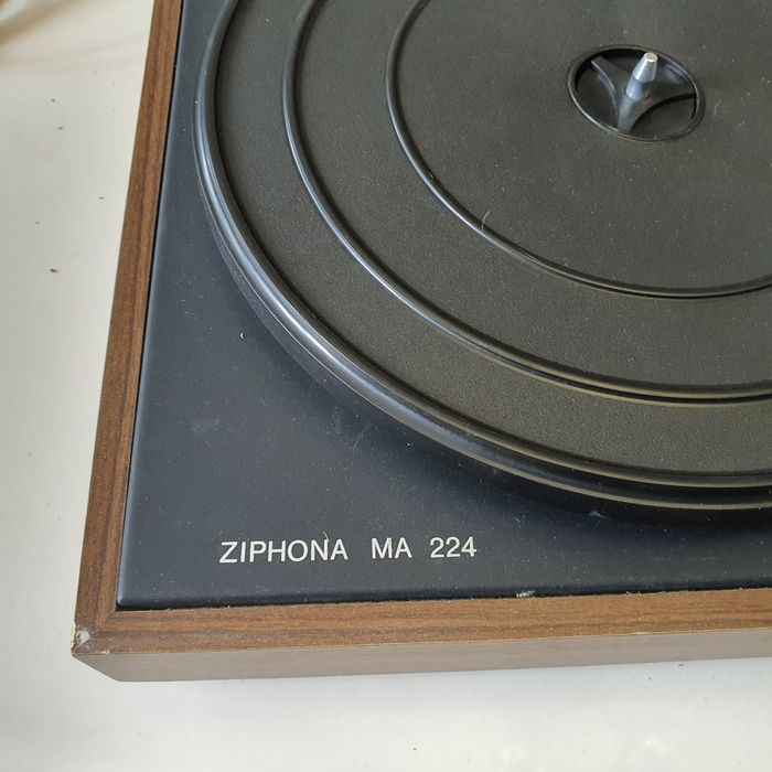 Грамофон Антика ZIPHONA