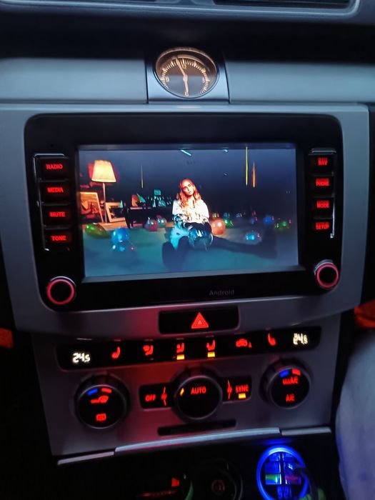 Navigație vw passat golf touran tiguan