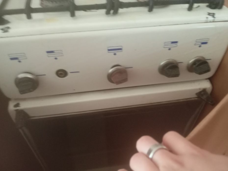 Газовая плита  15000