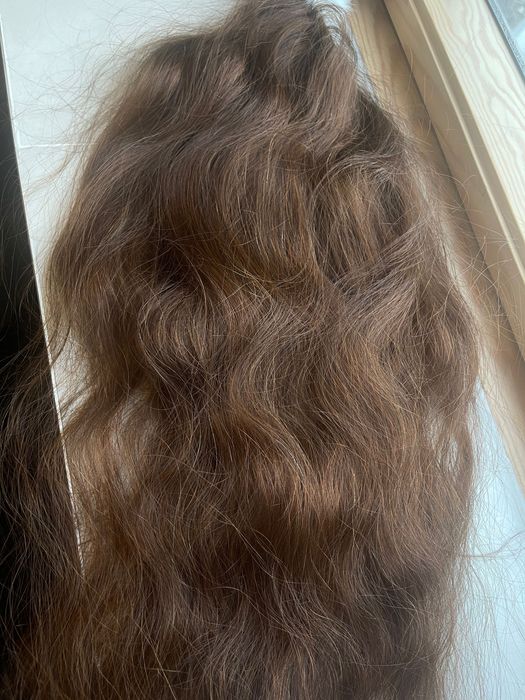 Светлокестенява естествена индийска коса 70см 200гр