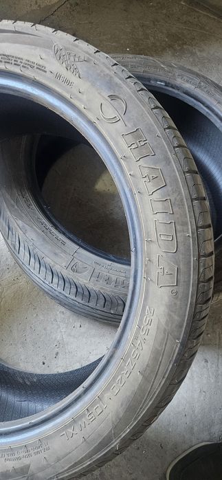 Продам шины 255/45/R20