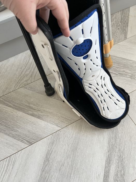 Костыли набор и бандаж