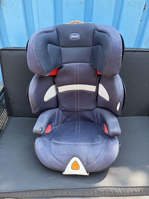Scaun auto copii Chicco reglabil inaltime si latime