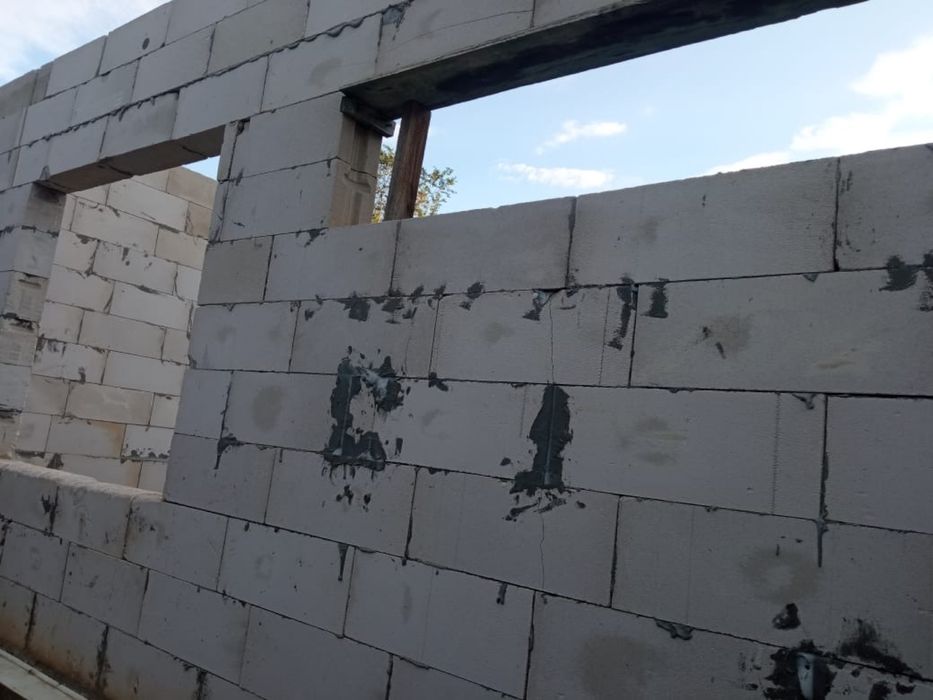 Участок 5 соток с недостроенным домом