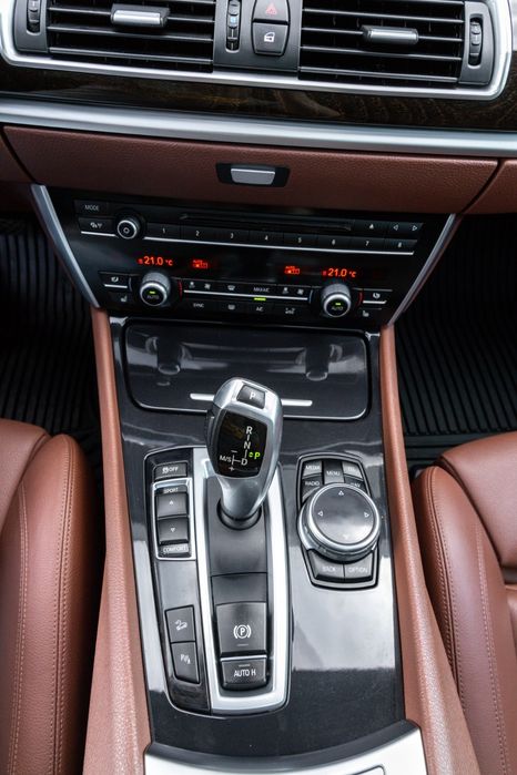 Vând bmw f07 530 xdrive