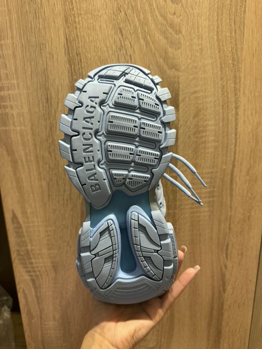 Balenciaga Track