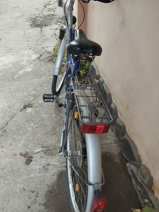 Използва се ежедневно в добро състояние!